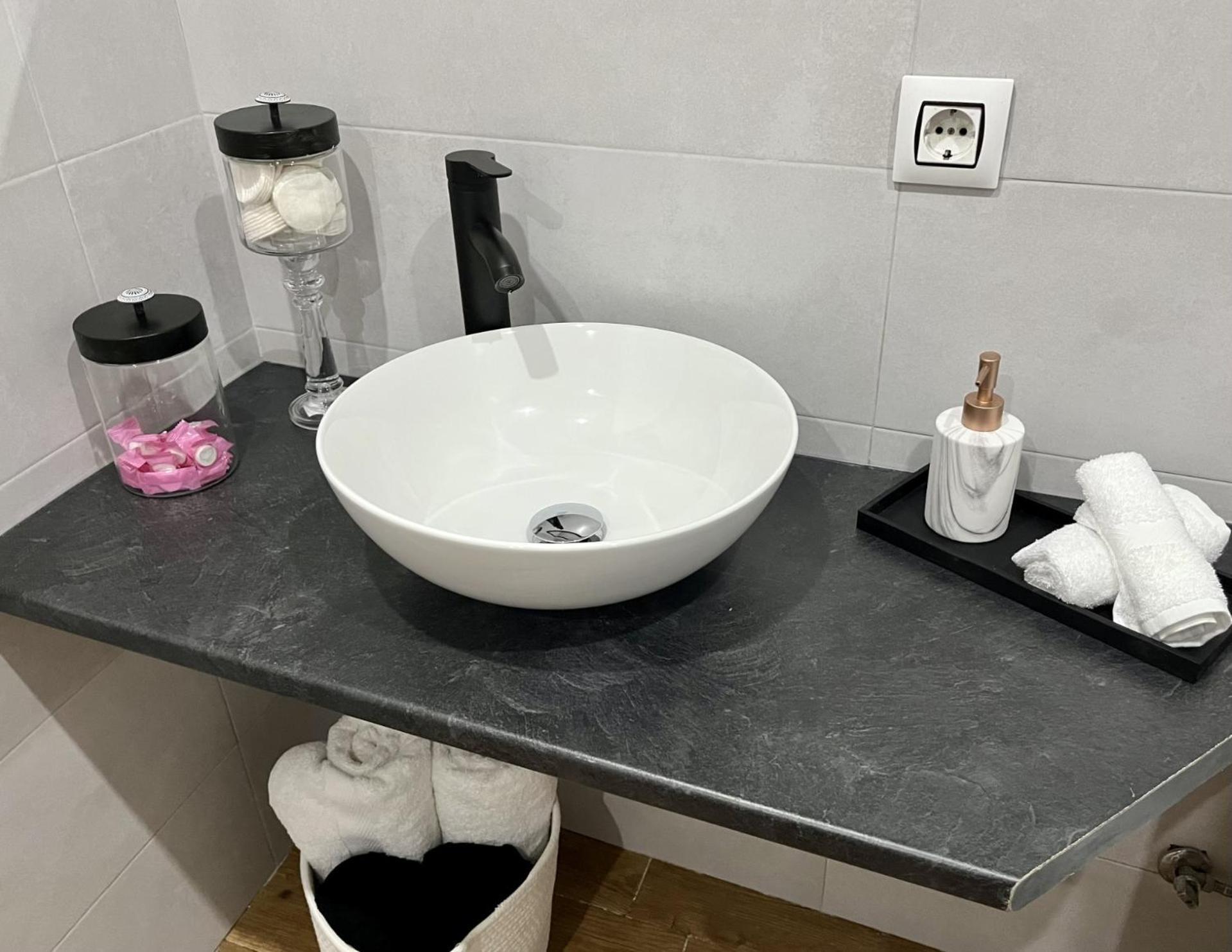 Appartement Torres De La Catedral à Jaén Extérieur photo